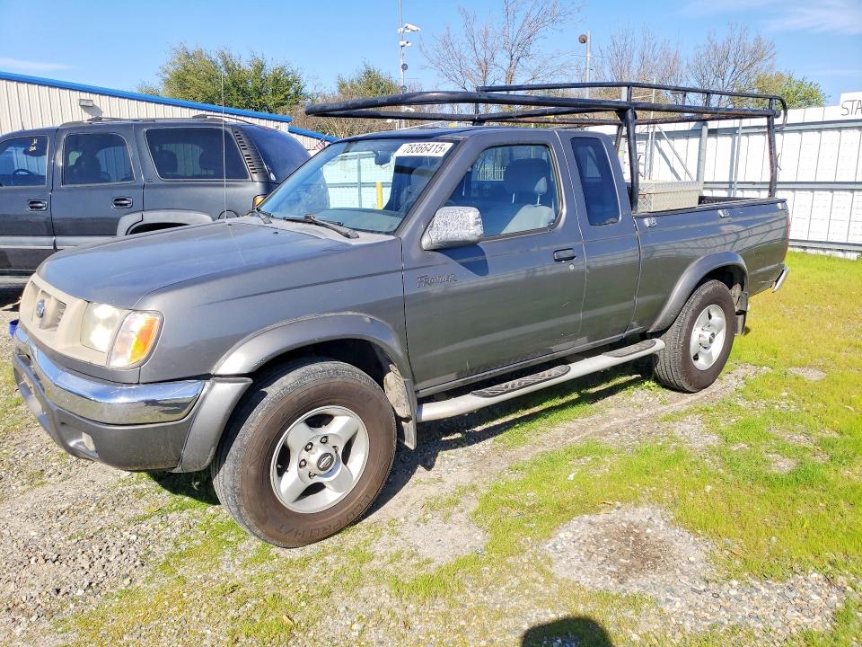 NISSAN FRONTIER 2000 with VIN 1N6ED26T3YC314322 - Photo from auction