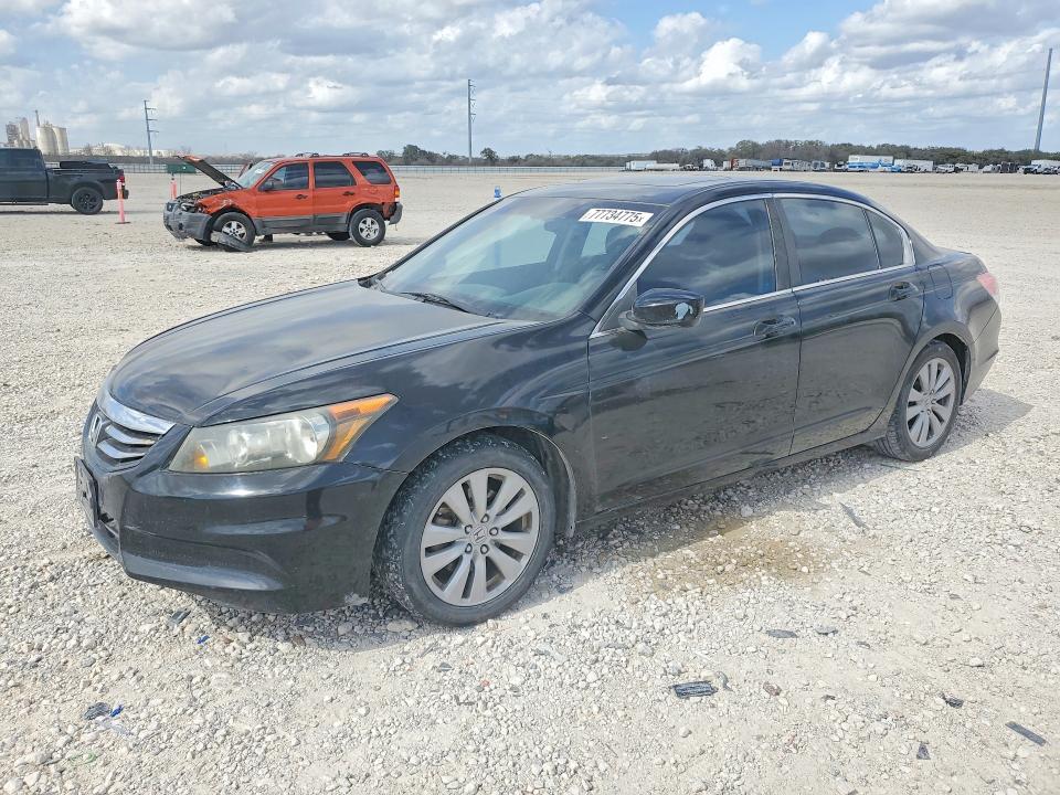 HONDA ACCORD 2012 with VIN 1HGCP2F77CA221782 - Photo from auction