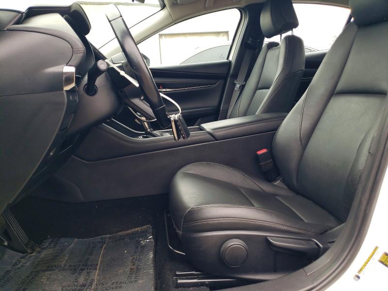 Снимка 7 от търг – 2019 MAZDA 3 с VIN 3MZBPAAL9KM105653