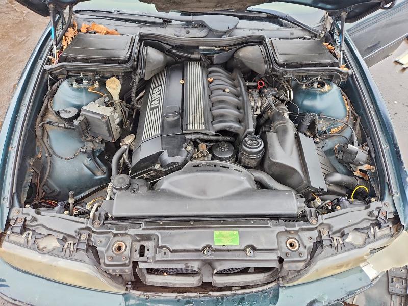 Photo 11 from auction – 1998 BMW 528 with VIN WBADD5320WBV54326