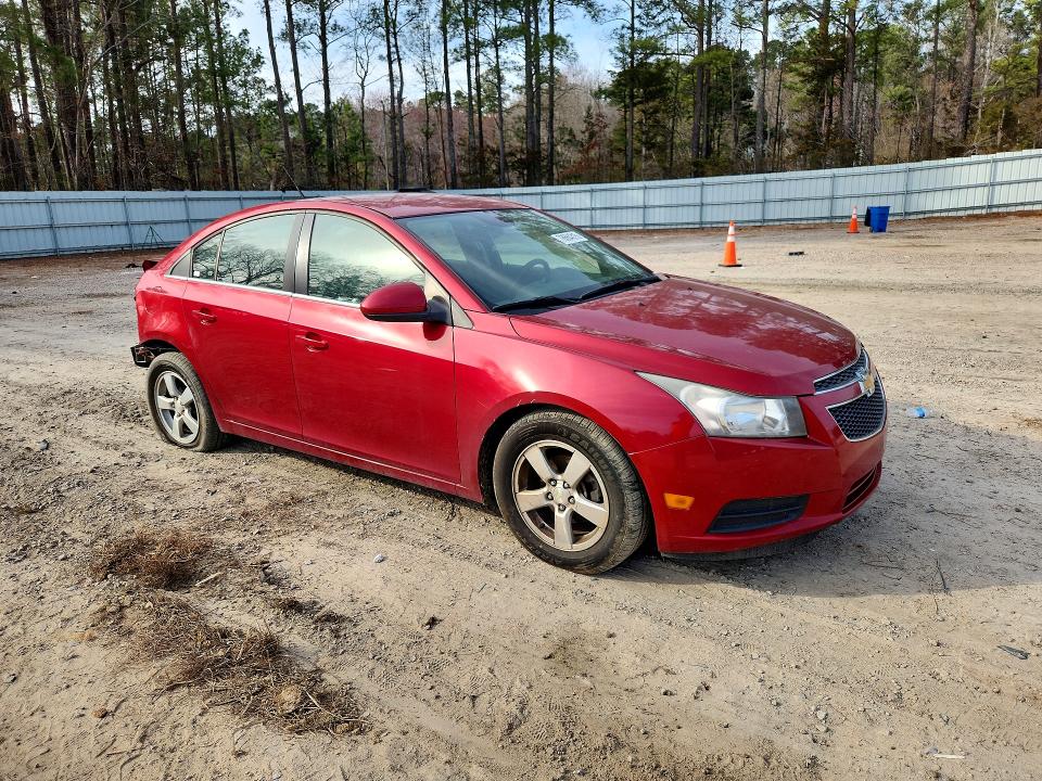 Photo 4 from auction – 2014 CHEVROLET CRUZE with VIN 1G1PC5SB0E7119188