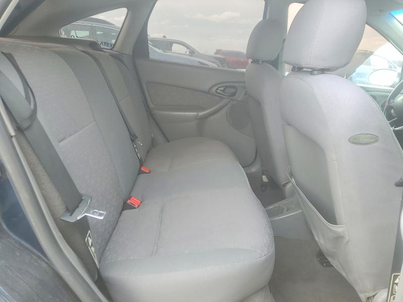 Photo 10 from auction – 2003 FORD FOCUS with VIN 3FAHP37333R106016