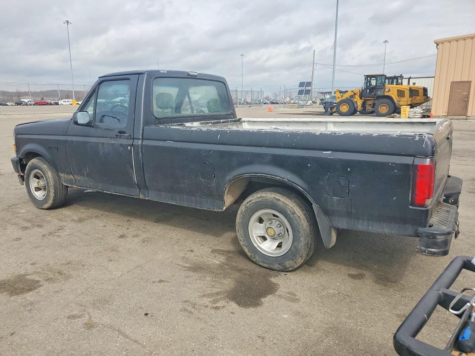Photo 2 from auction – 1993 FORD F150 with VIN 1FTEF15Y4PLB22040