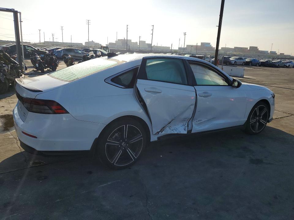 Photo 3 from auction – 2025 HONDA ACCORD with VIN 1HGCY2F56SA045477