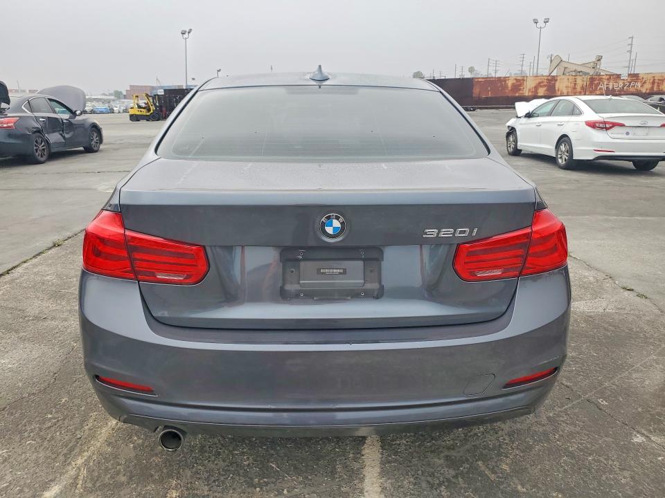 Photo 6 from auction – 2017 BMW 320 with VIN WBA8A9C37HK864356