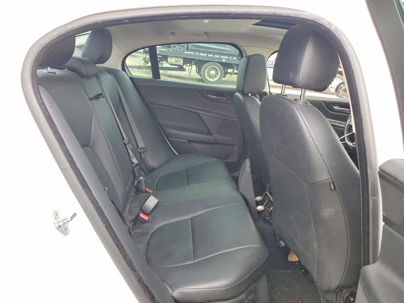 Photo 10 from auction – 2017 JAGUAR XE with VIN SAJAD4BGXHA963084