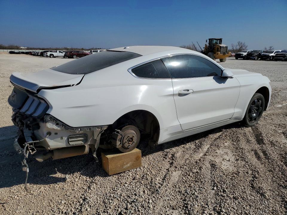 Photo 3 from auction – 2016 FORD MUSTANG with VIN 1FA6P8TH5G5310394