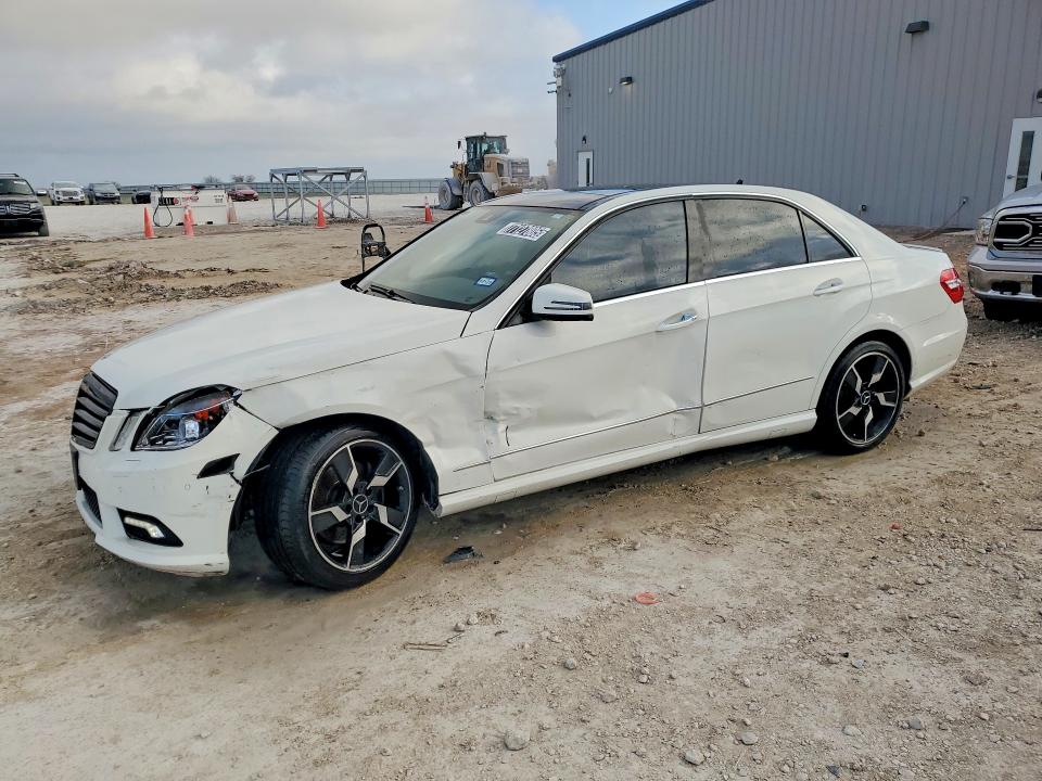 MERCEDES-BENZ E 2011 con VIN WDDHF5GB2BA277502 - Foto de la subasta