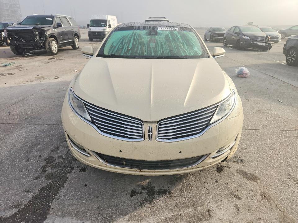 Фото 5 с аукциона – 2014 LINCOLN MKZ с VIN 3LN6L2LU8ER814248