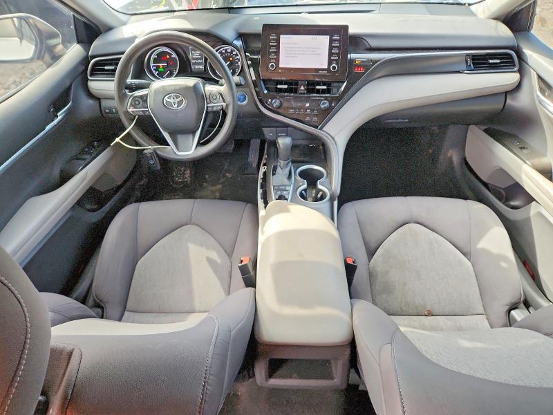 Photo 8 from auction – 2021 TOYOTA CAMRY with VIN 4T1C31AKXMU022589