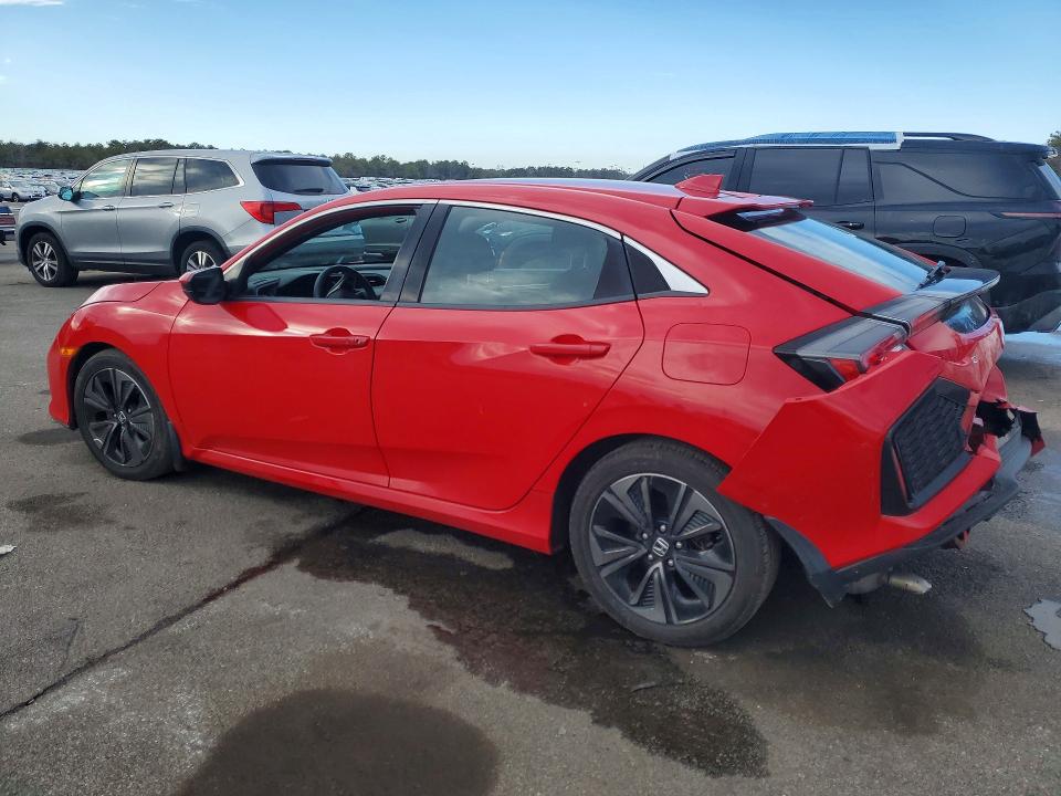 Photo 2 from auction – 2017 HONDA CIVIC with VIN SHHFK7H57HU401814