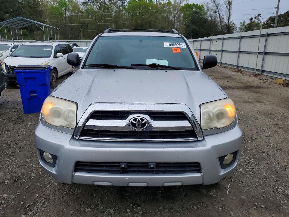 Снимка 5 от търг – 2006 TOYOTA 4RUNNER с VIN JTEZU14RX68042269