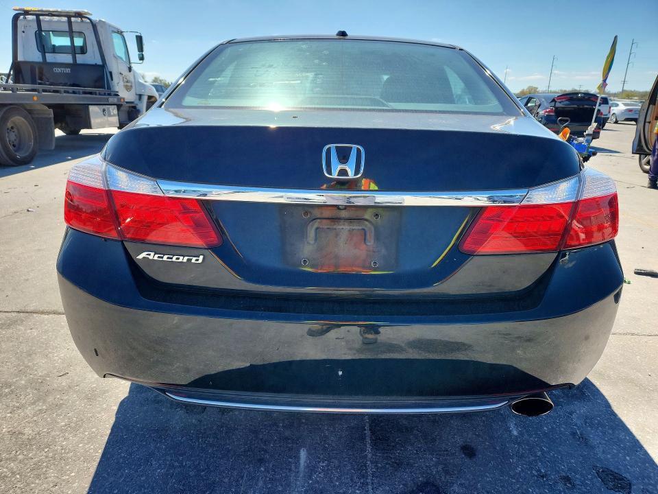 Photo 6 from auction – 2014 HONDA ACCORD with VIN 1HGCR2F88EA198857