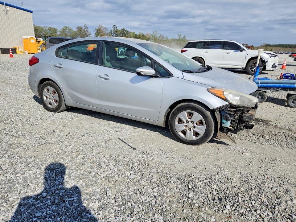 Фото 4 с аукциона – 2015 KIA FORTE с VIN KNAFK4A62F5408099