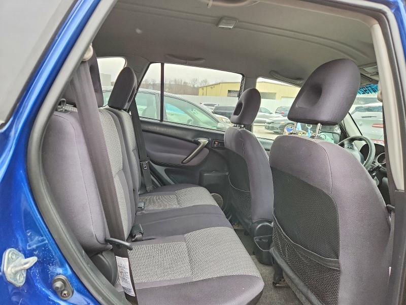 Photo 11 from auction – 2004 TOYOTA RAV4 with VIN JTEHD20V046016096