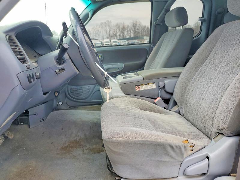 Photo 7 from auction – 2001 TOYOTA TUNDRA with VIN 5TBBT44101S205951