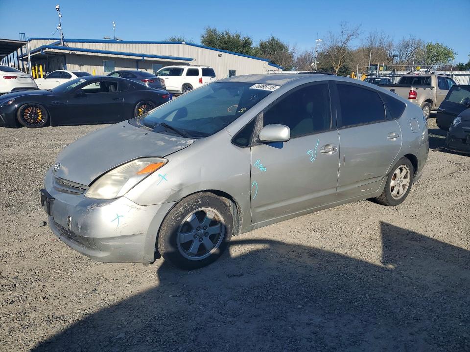 TOYOTA PRIUS 2005 with VIN JTDKB20UX57051313 - Photo from auction
