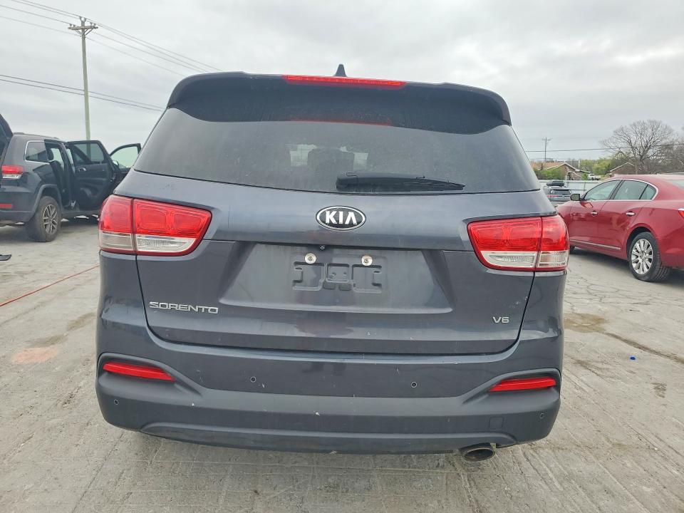 Photo 6 from auction – 2017 KIA SORENTO with VIN 5XYPGDA5XHG302994