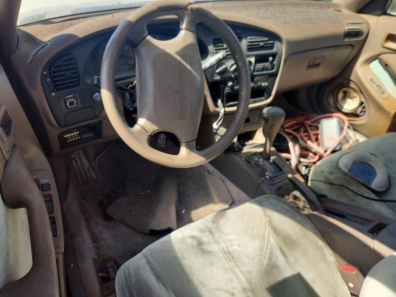 Photo 8 from auction – 1993 TOYOTA CAMRY with VIN 4T1SK12E2PU195678