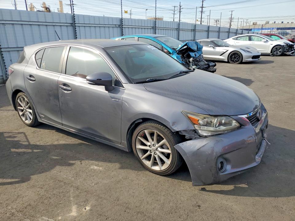 Photo 4 from auction – 2013 LEXUS CT 200H with VIN JTHKD5BH9D2123009