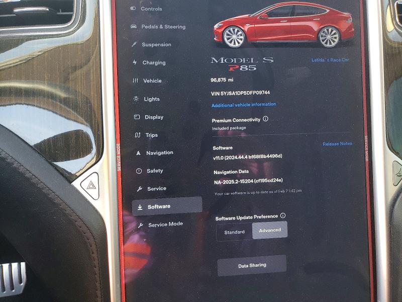 Photo 9 from auction – 2013 TESLA MODEL S with VIN 5YJSA1DP5DFP09744