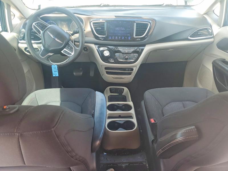 Photo 8 from auction – 2017 CHRYSLER PACIFICA with VIN 2C4RC1DG5HR609064