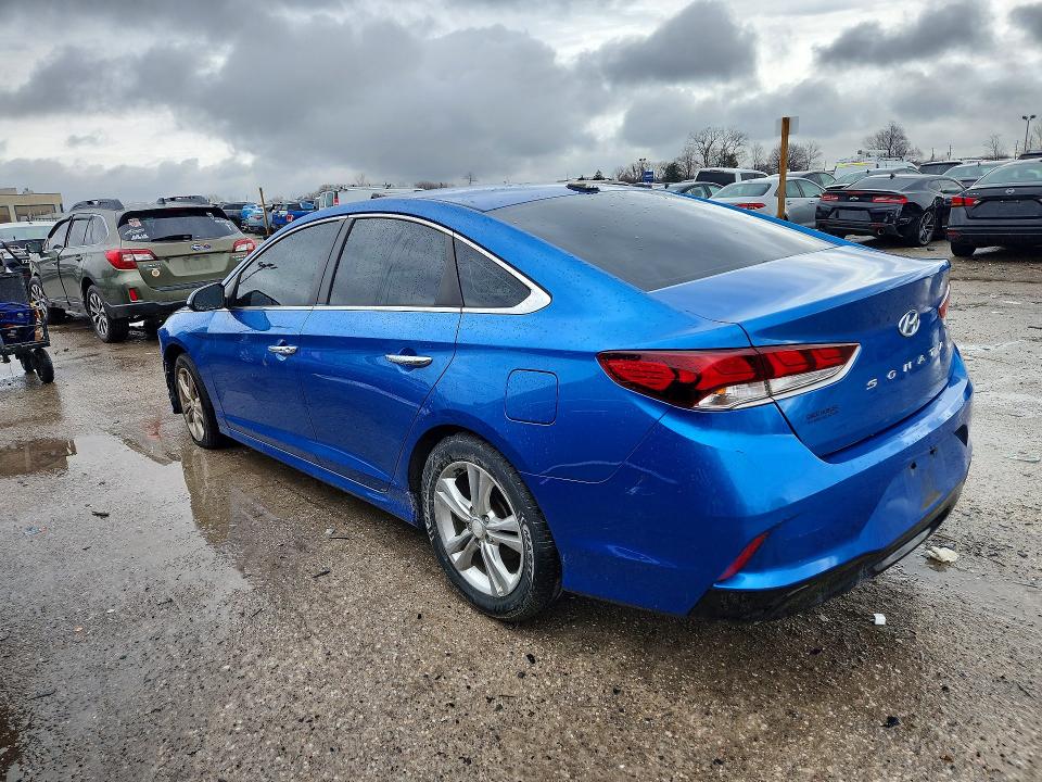 Photo 2 from auction – 2018 HYUNDAI SONATA with VIN 5NPE34AF3JH633457