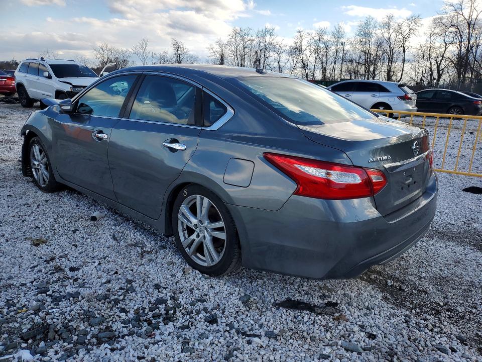 Photo 2 from auction – 2017 NISSAN ALTIMA with VIN 1N4BL3AP0HC189570
