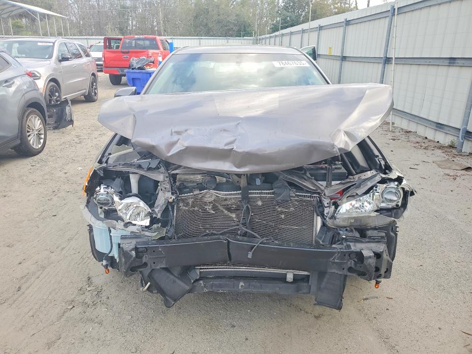 Photo 5 from auction – 2017 TOYOTA CAMRY with VIN 4T1BF1FK7HU697169