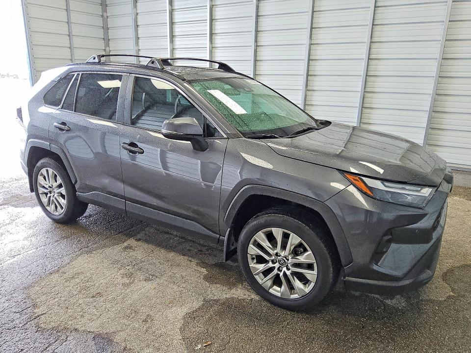 Photo 4 from auction – 2025 TOYOTA RAV4 with VIN 2T3C1RFV1SC308229