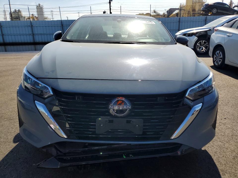 Photo 5 from auction – 2024 NISSAN SENTRA with VIN 3N1AB8CV6RY259165