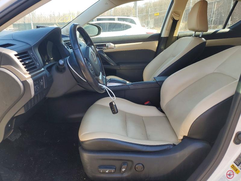Photo 7 from auction – 2016 LEXUS CT with VIN JTHKD5BH2G2274956