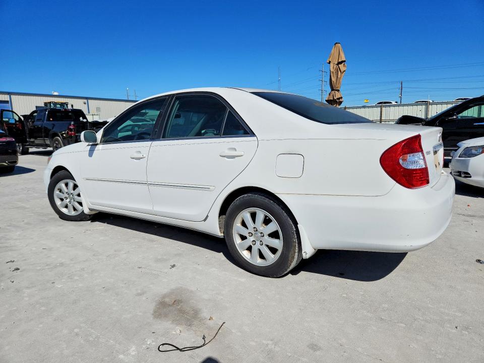 Photo 2 from auction – 2004 TOYOTA CAMRY with VIN 4T1BF32KX4U070400