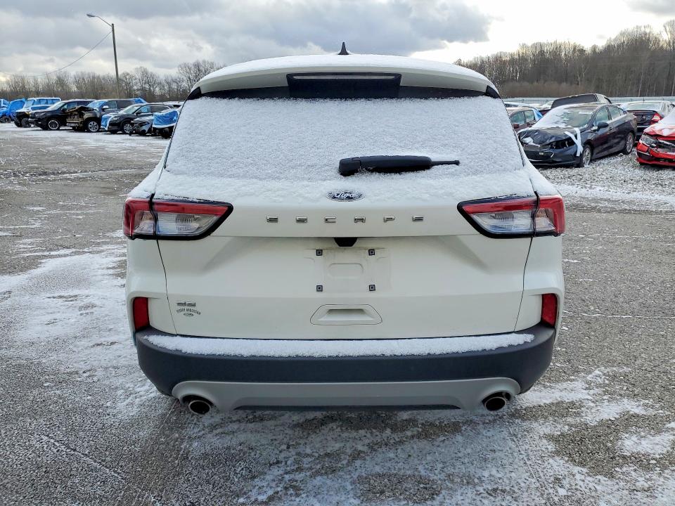 Photo 6 from auction – 2022 FORD ESCAPE with VIN 1FMCU0G67NUB97191