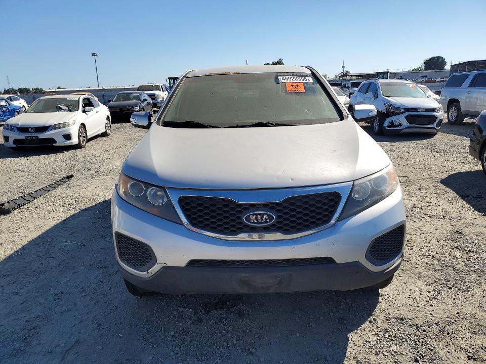 Photo 5 from auction – 2013 KIA SORENTO with VIN 5XYKT4A11DG343365