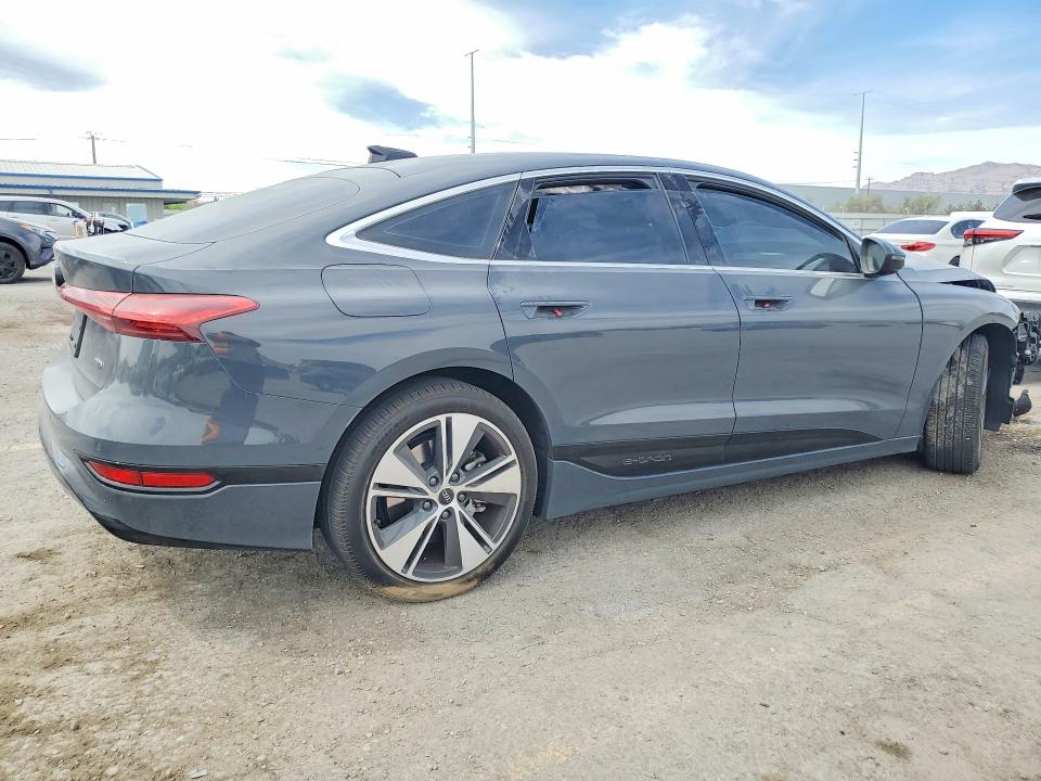 Photo 3 from auction – 2025 AUDI A6 E-TRON with VIN WAU2DAGH7SA019461