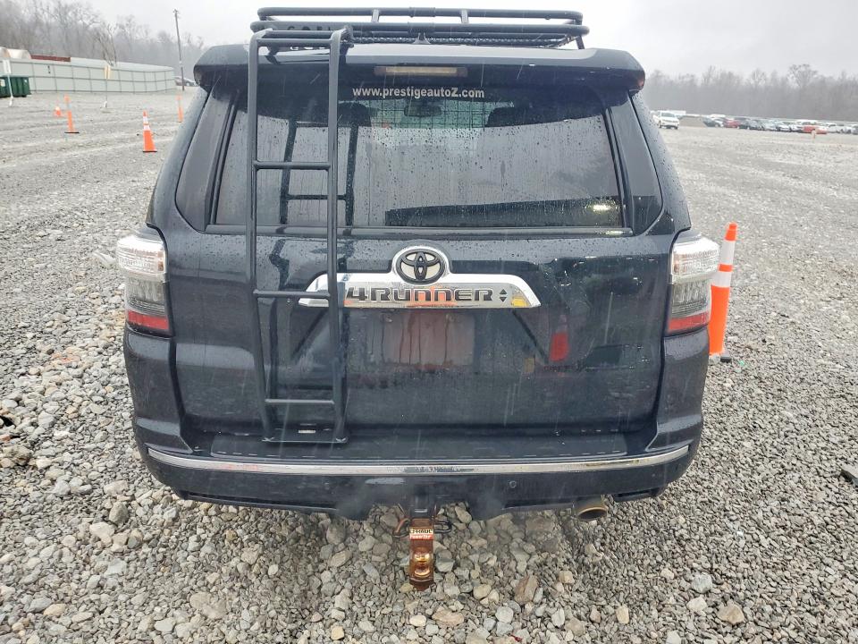 Photo 6 from auction – 2014 TOYOTA 4RUNNER with VIN JTEBU5JR1E5179405