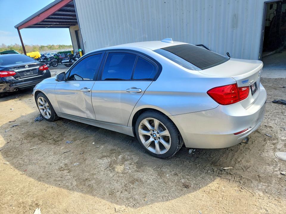 Photo 2 from auction – 2013 BMW 320 with VIN WBA3C3C56DF981691