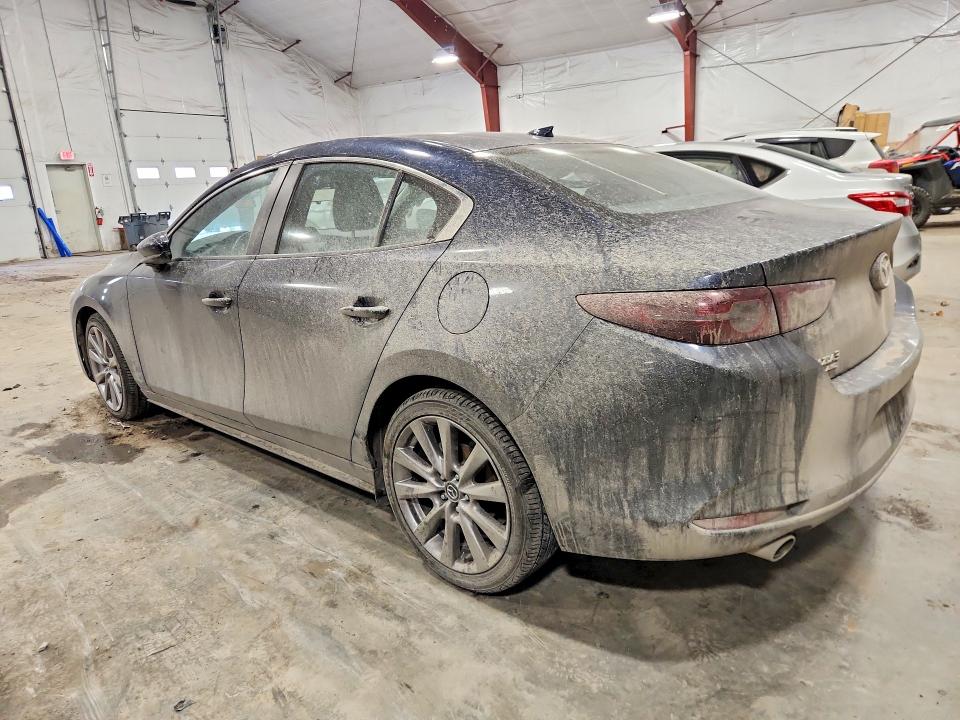 Photo 2 from auction – 2020 MAZDA 3 with VIN JM1BPBDM2L1164510