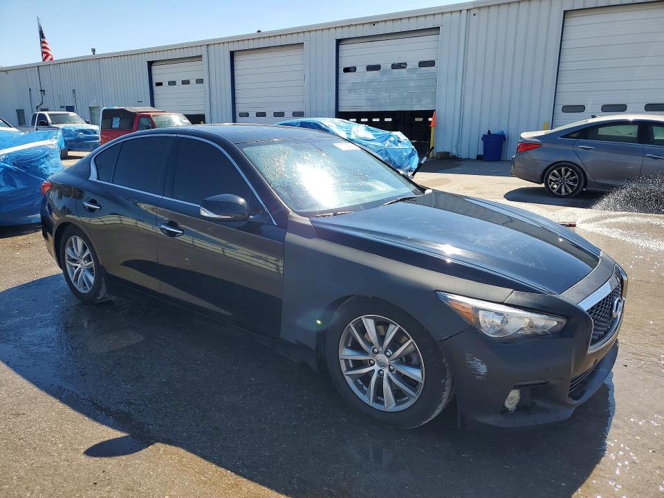 Photo 4 from auction – 2015 INFINITI Q50 with VIN JN1BV7AR2FM410822