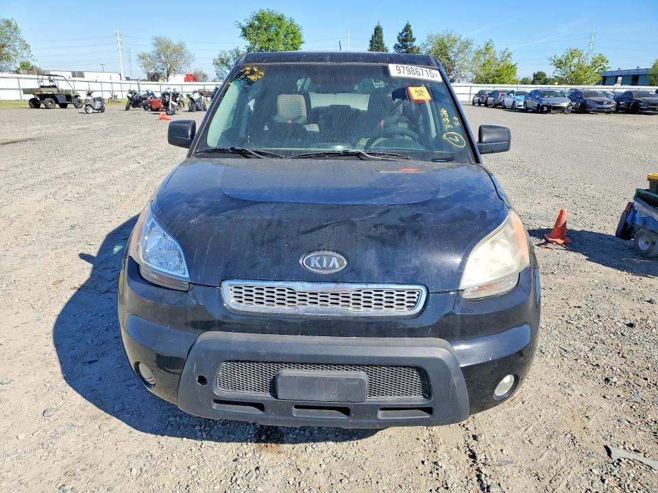 Photo 5 from auction – 2011 KIA SOUL with VIN KNDJT2A23B7247501