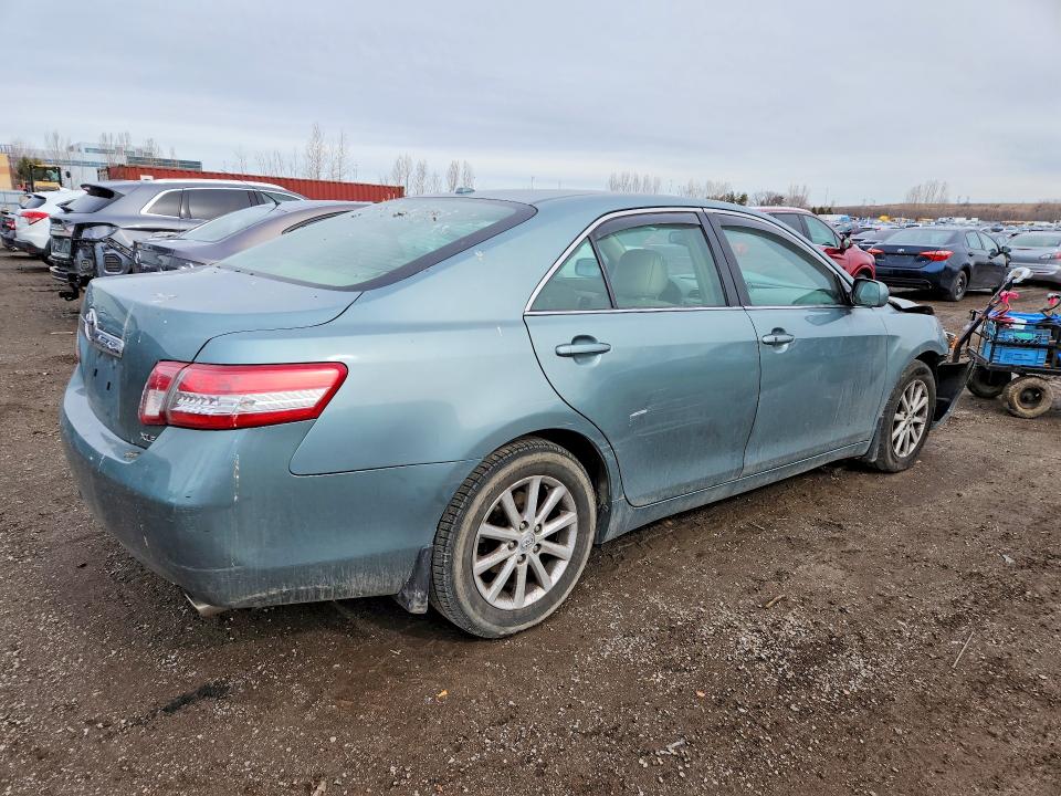 Photo 3 from auction – 2011 TOYOTA CAMRY with VIN 4T1BF3EK5BU657421