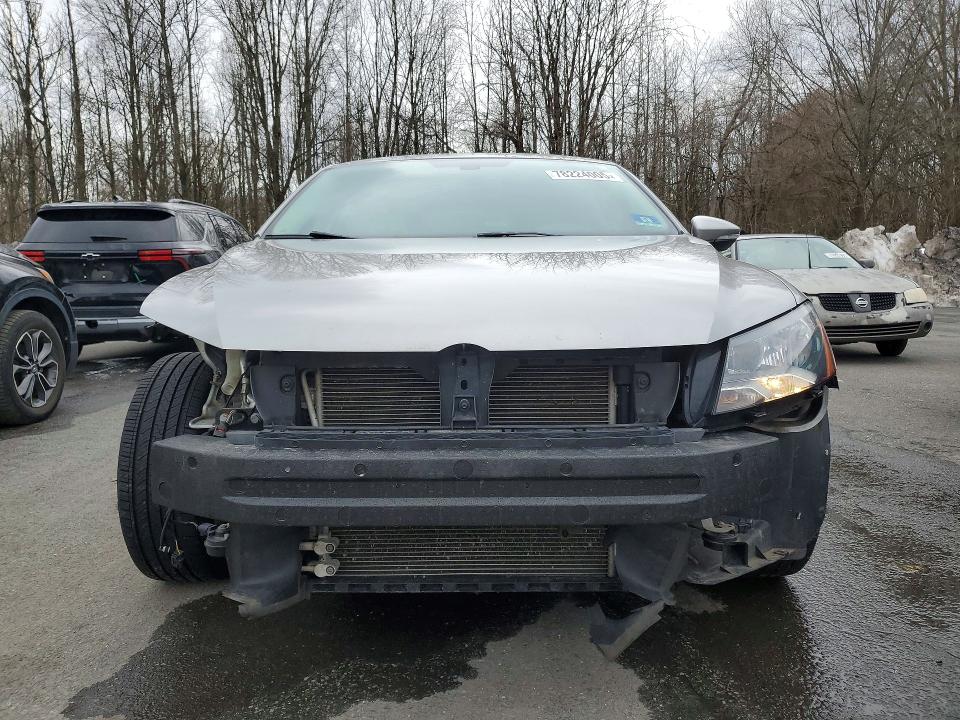 Photo 5 from auction – 2012 VOLKSWAGEN PASSAT with VIN 1VWBP7A36CC087473