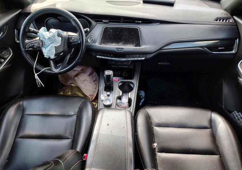 Photo 8 from auction – 2019 CADILLAC XT4 with VIN 1GYFZER48KF120321