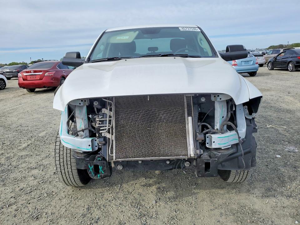 Photo 5 from auction – 2024 DODGE RAM 1500 with VIN 1C6RR6FG8RS152685