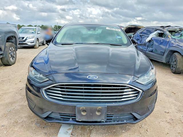 Photo 5 from auction – 2019 FORD FUSION with VIN 3FA6P0G77KR282767