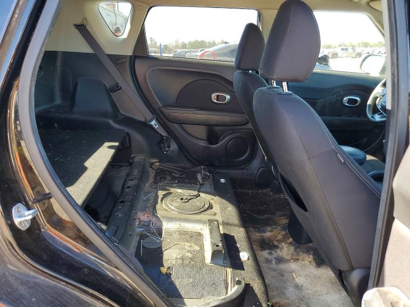 Photo 11 from auction – 2014 KIA SOUL with VIN KNDJN2A29E7747581