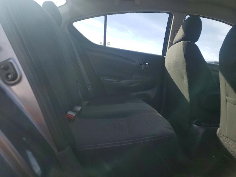 Zdjęcie 10 z aukcji – 2018 NISSAN VERSA z VIN 3N1CN7AP1JL813230