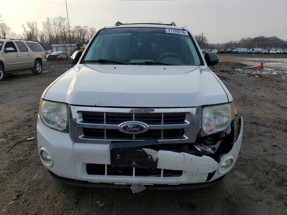 Foto 5 de la subasta – 2011 FORD ESCAPE con VIN 1FMCU9DGXBKA13886