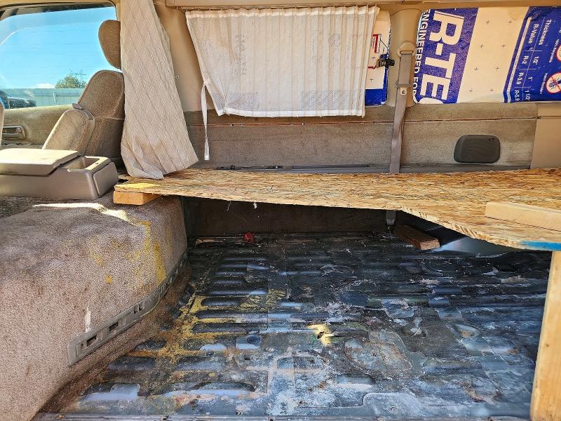 Photo 11 from auction – 1994 TOYOTA LITEACE with VIN YR305026432